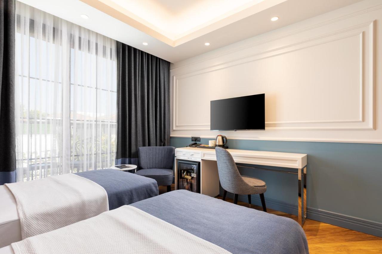 Motif Hotel Cesme Bagian luar foto