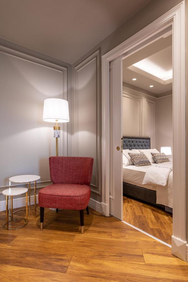 Motif Hotel Cesme Bagian luar foto