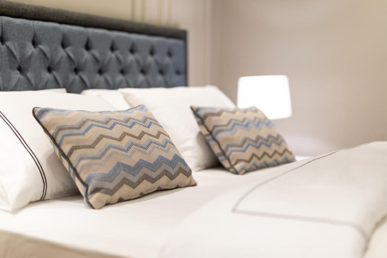 Motif Hotel Cesme Bagian luar foto